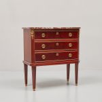 1045 7470 CHEST OF DRAWERS